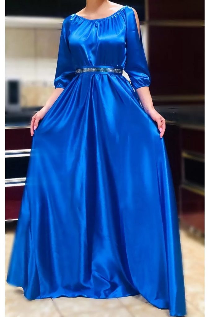 ROCHIE DE SEARA LUNGA, DIN SATIN, ALBASTRA, CU MANECA LUNGA, VAPOROASA, LARISA