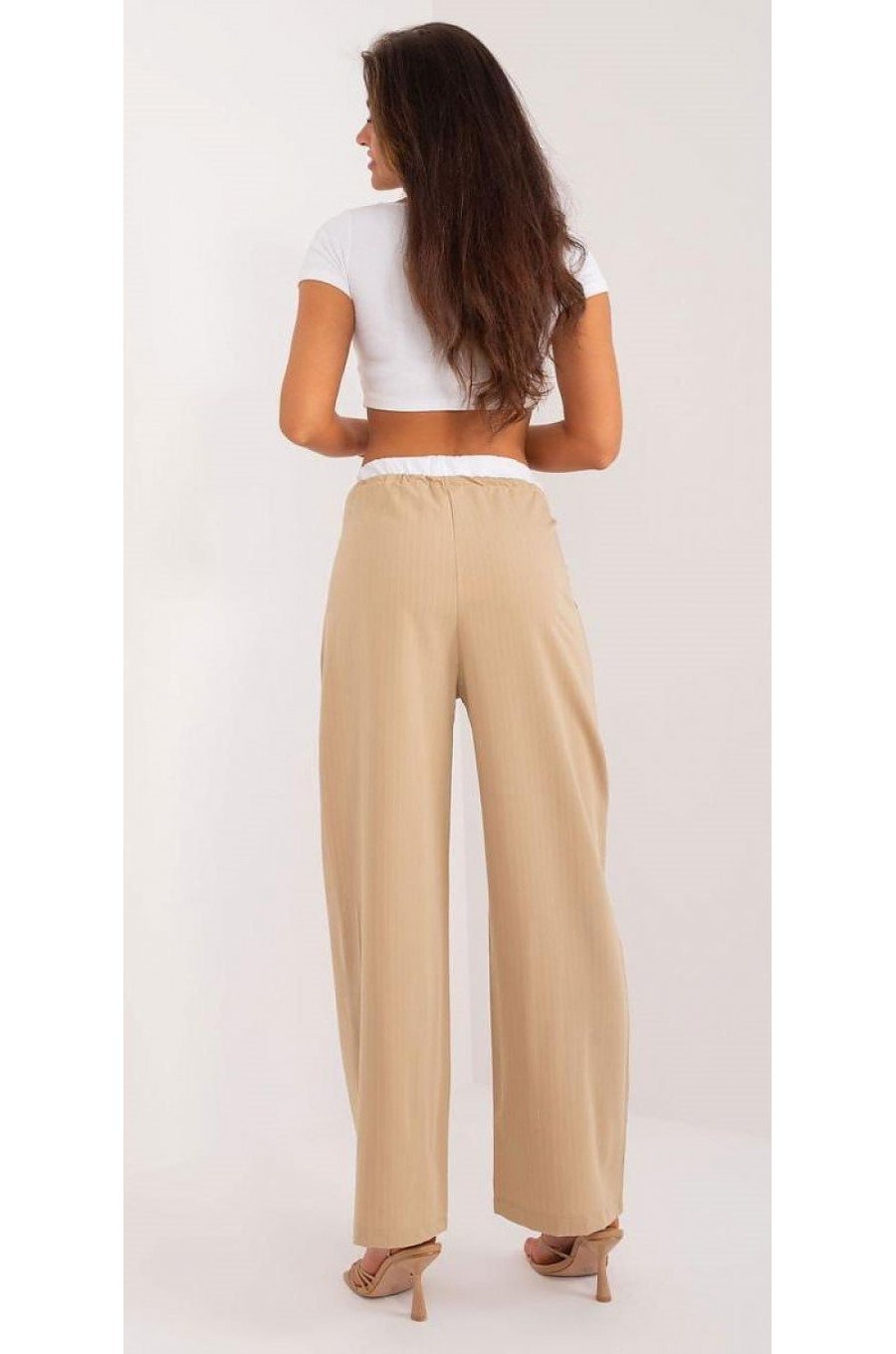 Pantaloni dama evazati, casual, bej light cu dungi subtiri, Cynane Pantaloni dama evazati, casual, bej light cu dungi subtiri, Cynane 4 - jojofashion.ro
