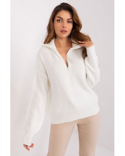 Pulovere dama, Pulover dama bej, din acril, cu guler inalt si fermoar, Cindy3 - jojofashion.ro