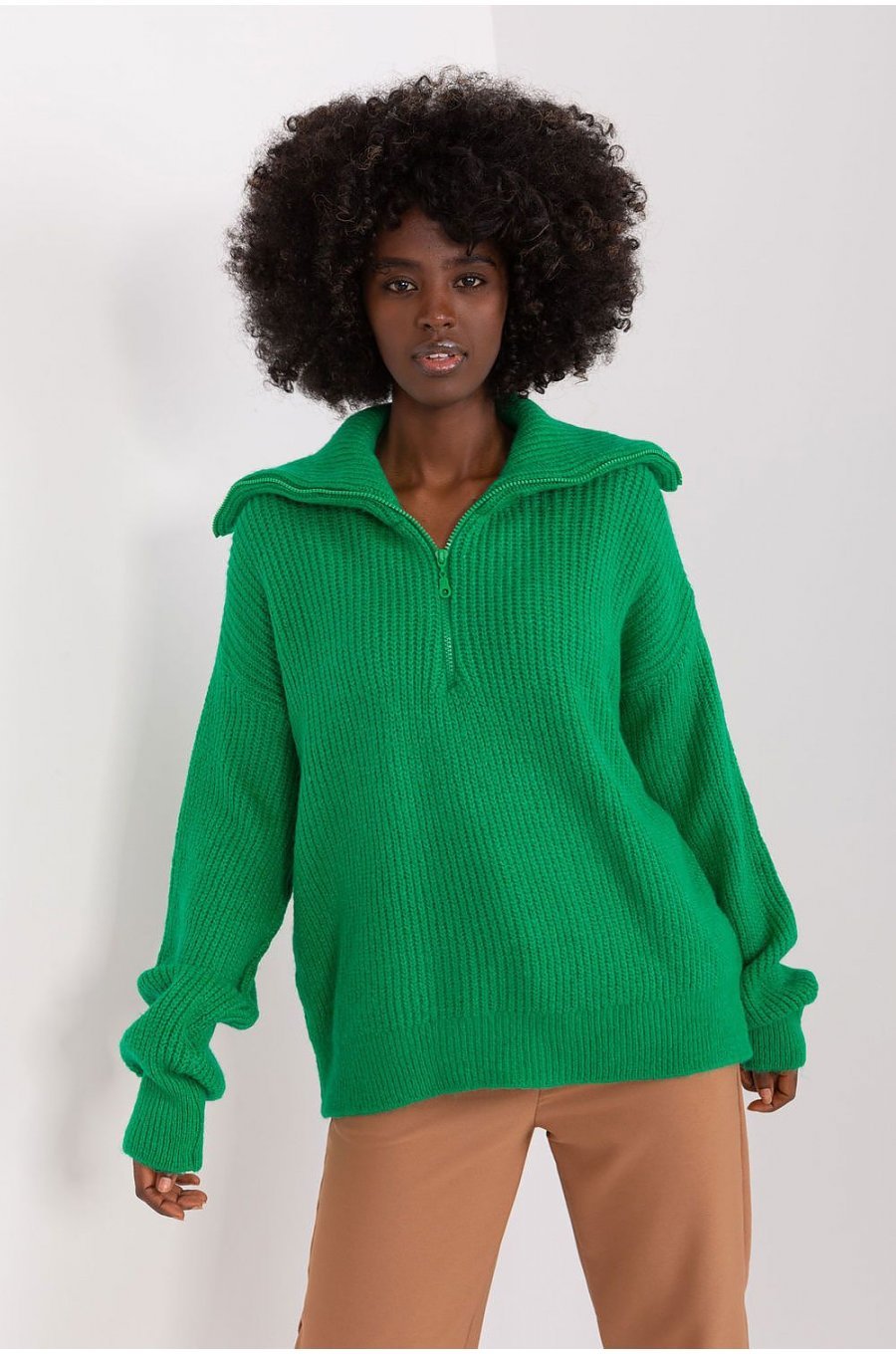 Pulover dama verde, din acril, cu guler inalt si fermoar, Cindy1 Pulover dama verde, din acril, cu guler inalt si fermoar, Cindy1 1 - jojofashion.ro