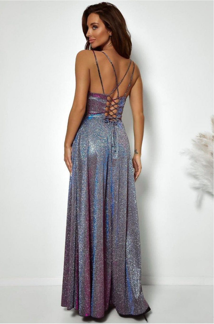 Rochie lunga din glitter argintie cu reflexii cu bust tip corset ValeriaLux 2 - jojofashion.ro