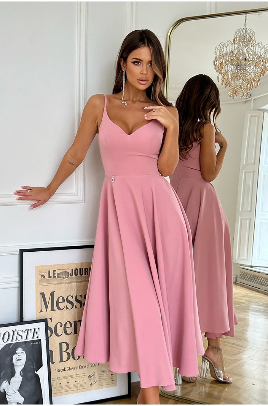 Rochie midi roz pudra vaporoasa cu umerii goi Fabiola 5 - jojofashion.ro