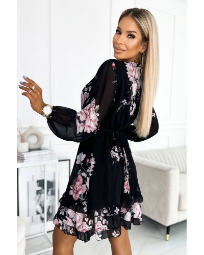 Rochie neagra scurta cu flori roz din chiffon cu maneca lunga si volane Marcia Rochii de zi, Rochie neagra scurta cu flori roz din chiffon cu maneca lunga si volane Marcia - jojofashion.ro