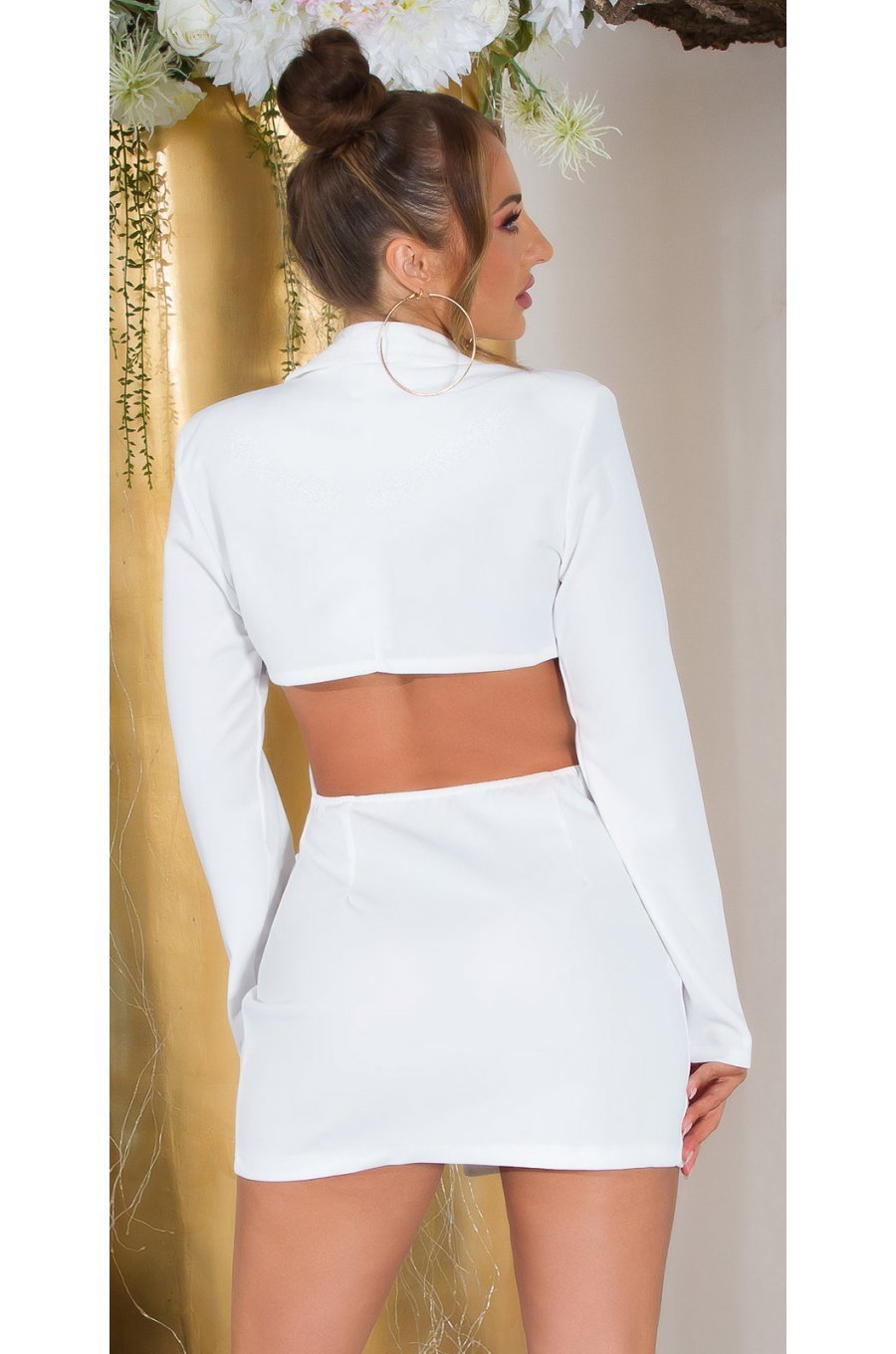 Rochie scurta tip sacou, alba, cu maneca lunga si spate decupat, Delvania 2 - jojofashion.ro
