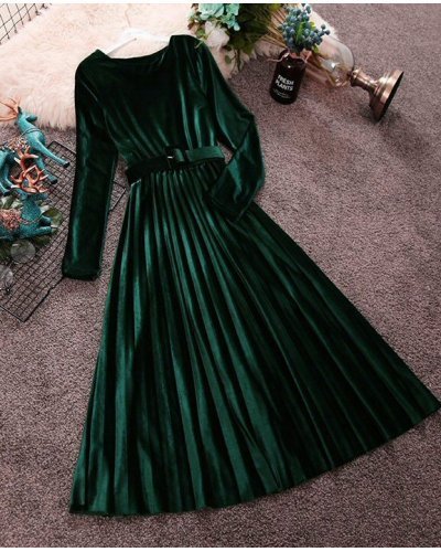 Rochie eleganta de ocazie din catifea verde, midi, plisata, Aryanne Rochii catifea, Rochie eleganta de ocazie din catifea verde, midi, plisata, Aryanne - jojofashion.ro