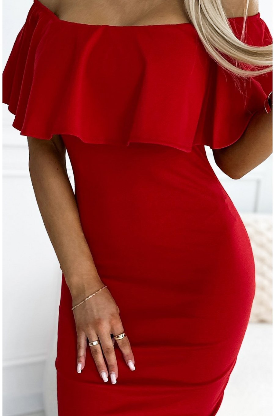 Rochie eleganta rosie mulata midi cu umerii goi si volan Evania 5 - jojofashion.ro