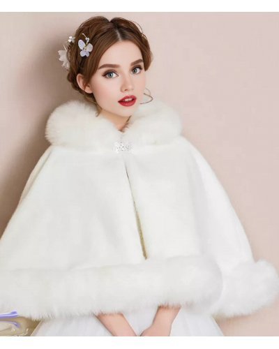 Capa dama din blana eco alba Olga Geci dama, Capa dama din blana eco alba Olga - jojofashion.ro