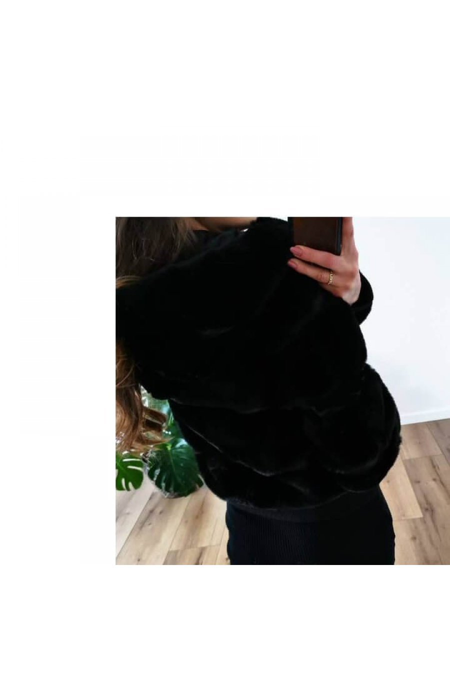 Geaca dama de iarna, scurta, blana eco neagra, cu gluga Falima 2 - jojofashion.ro