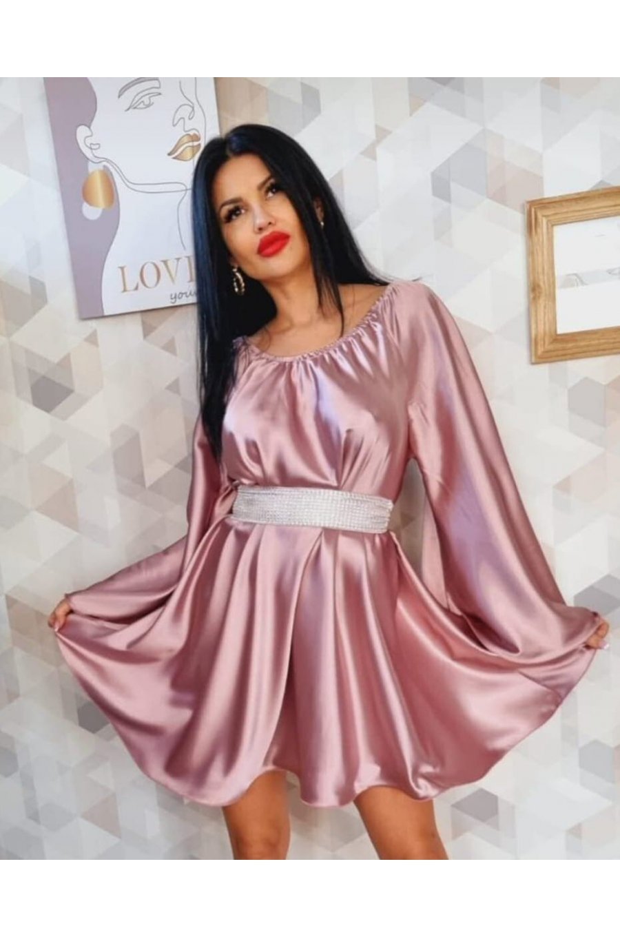 Rochie scurta din satin roz baby doll vaporoasa Merida  1 - jojofashion.ro