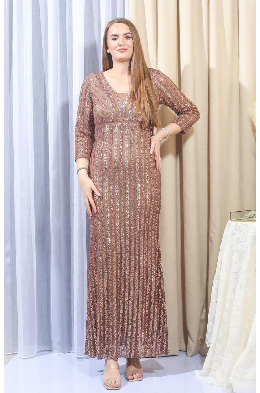Rochie lunga mulata aurie din paiete Sophie 1 - jojofashion.ro