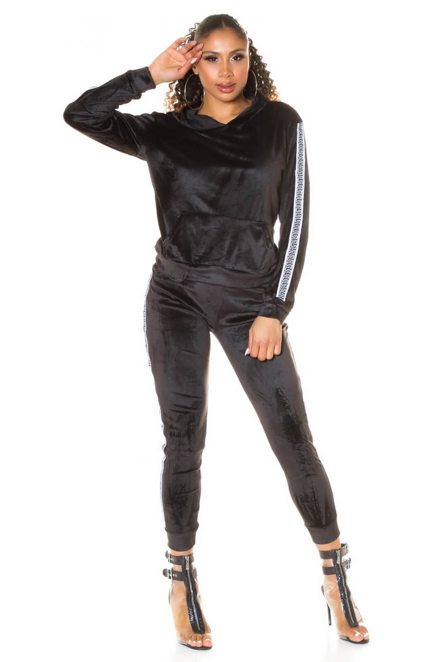 Trening dama casual, din catifea, negru cu dungi albe Jade 3 - jojofashion.ro