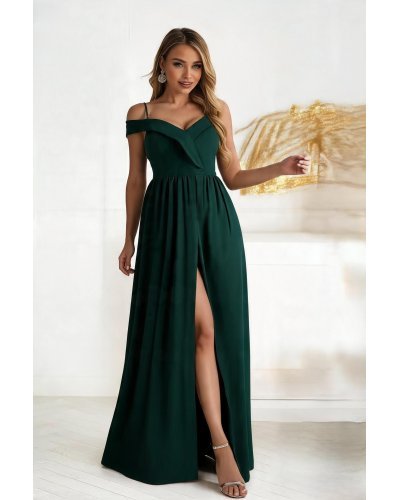 Rochii de Ocazie Elegante, Rochie lunga verde cu umerii goi vaporoasa Kosmina - jojofashion.ro