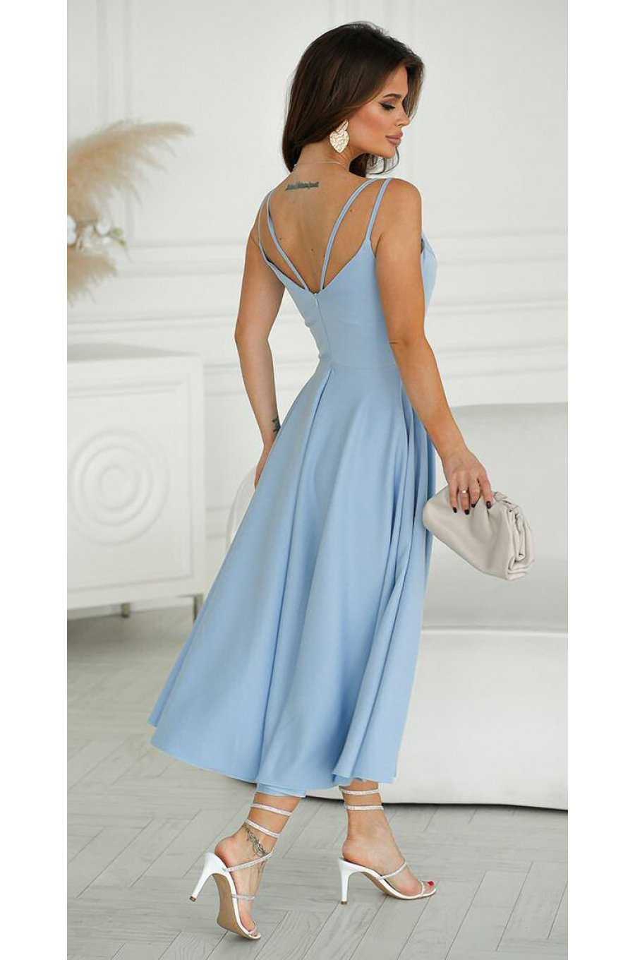 Rochie midi eleganta bleu vaporoasa cu umerii goi Fabiola 3 - jojofashion.ro
