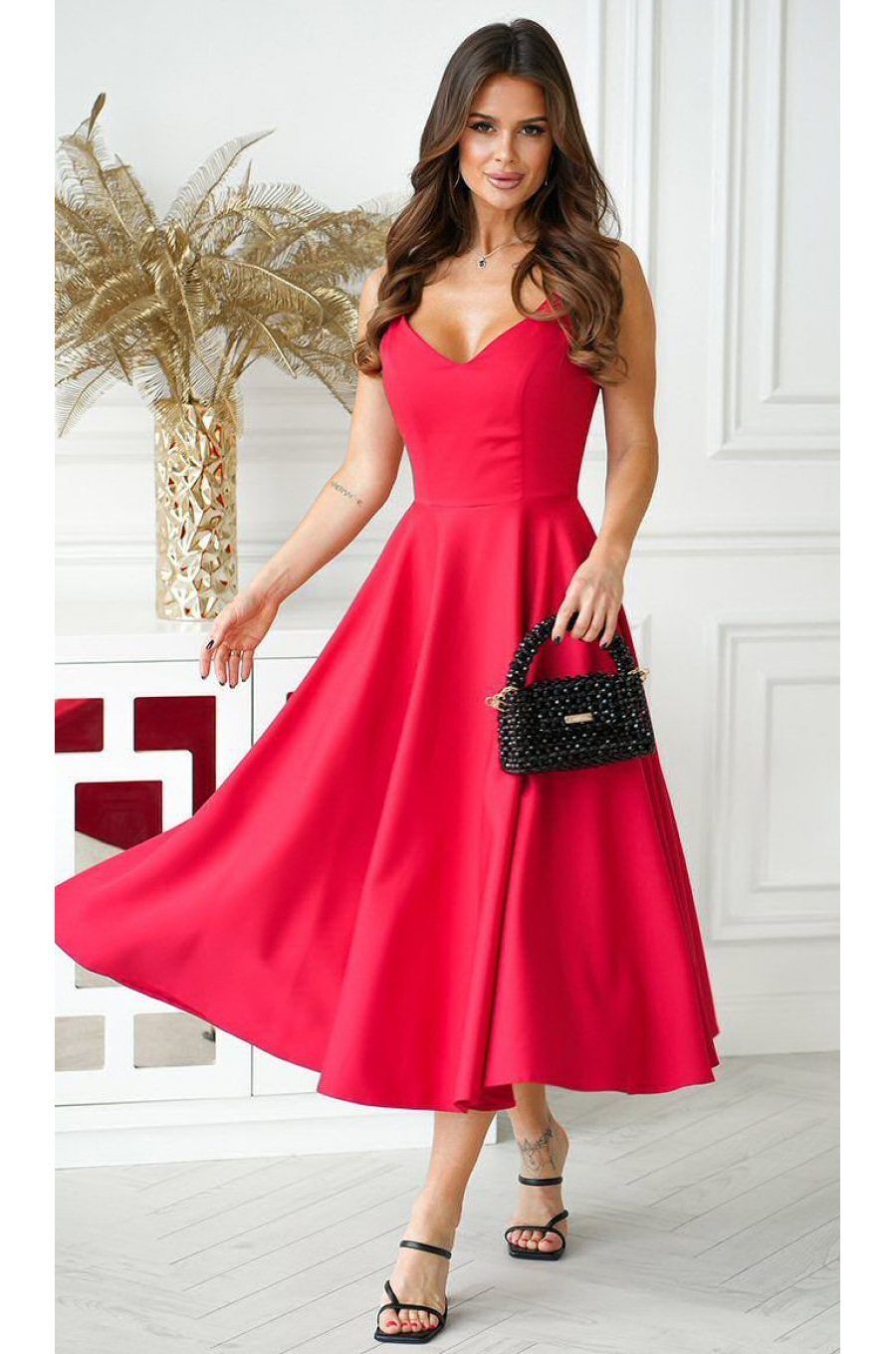 Rochie rosie vaporoasa cu umerii goi Fabiola Rochie rosie vaporoasa cu umerii goi Fabiola 1 - jojofashion.ro