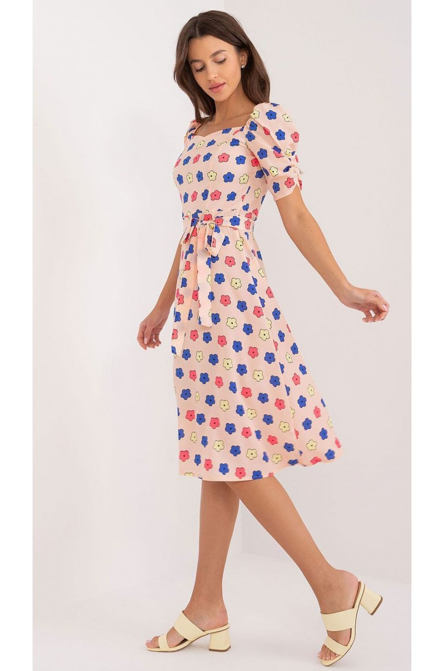 Rochie roz nude cu floricele, cu maneca trei sferturi Arissa 3 - jojofashion.ro