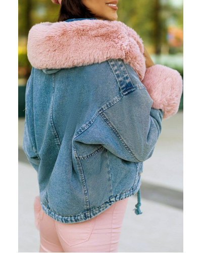 Geaca dama denim albastru cu blanita roz oversize Madelyne Geci dama, Geaca dama denim albastru cu blanita roz oversize Madelyne - jojofashion.ro