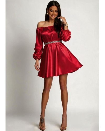 Rochii scurte, Rochie scurta rosie din satin babydoll cu umerii goi Calirroe  - jojofashion.ro