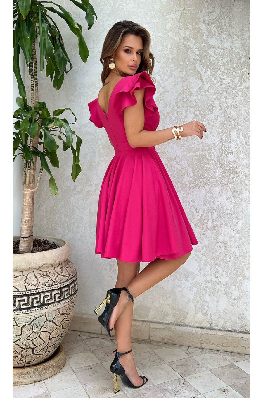 Rochie baby doll scurta, din vascoza, roz zmeura, in clos, cu volane la maneca, Everly 2 - jojofashion.ro