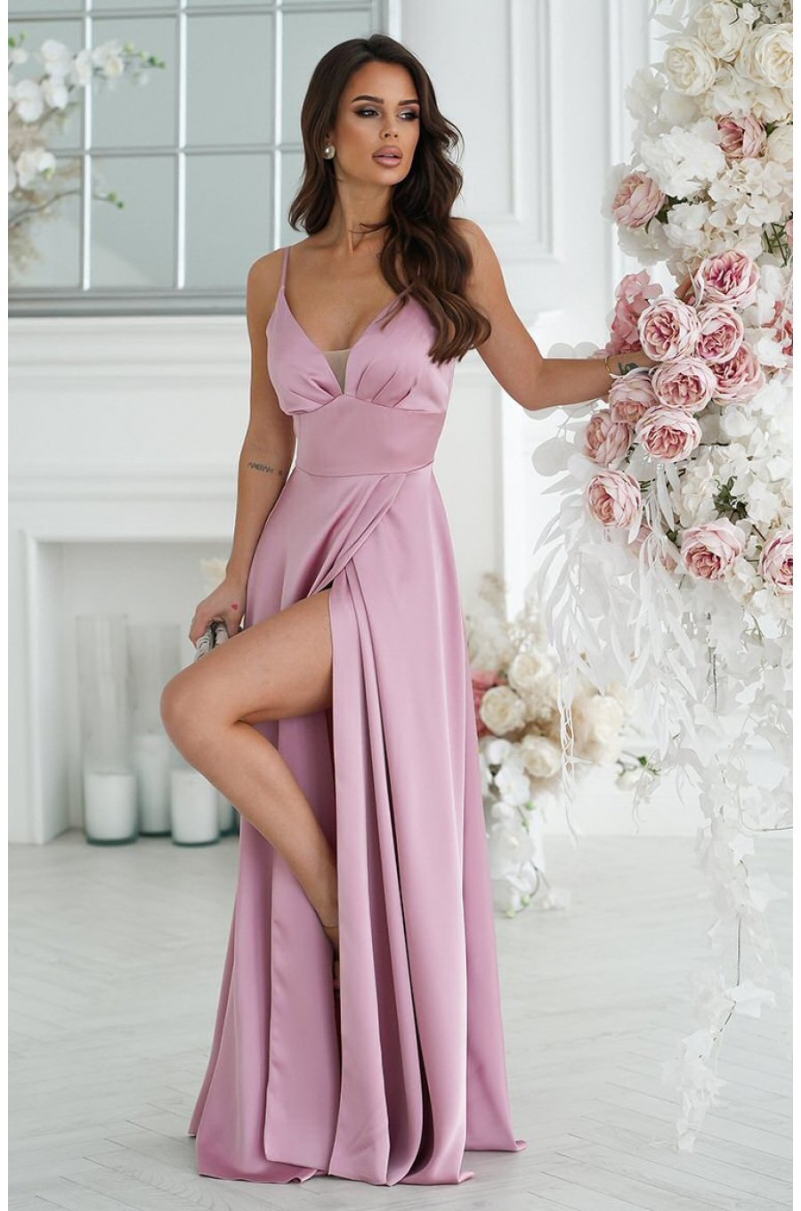 Rochie lunga din satin roz pudrat Aleeza 3 - jojofashion.ro