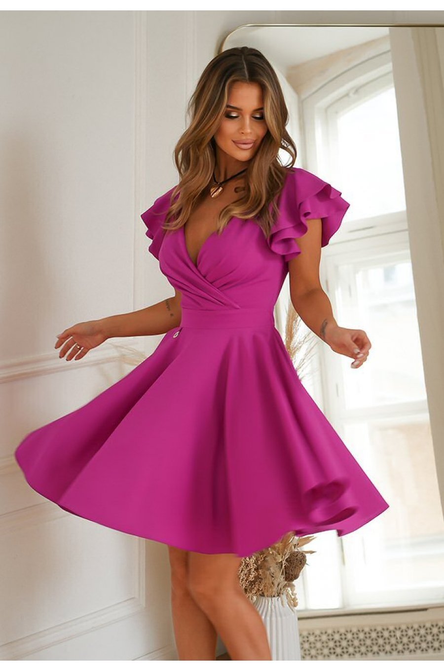 Rochie baby doll scurta din vascoza roz bishop in clos cu volane la maneca Everly 1 - jojofashion.ro