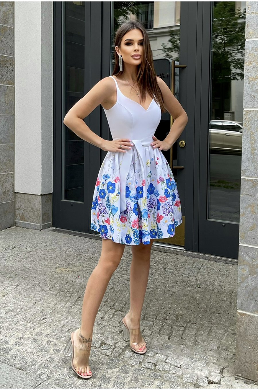 Rochie baby doll scurta din vascoza ecru cu flori bleu Saika 4 - jojofashion.ro