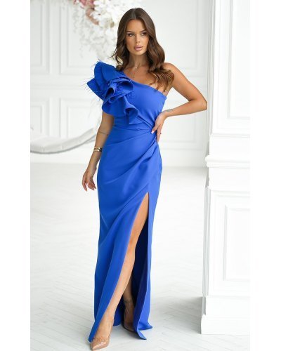 Rochie eleganta lunga albastra cu un umar gol cu volan si pene Reyna Rochii lungi, Rochie eleganta lunga albastra cu un umar gol cu volan si pene Reyna - jojofashion.ro