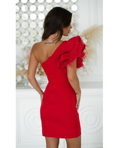 Rochie scurta eleganta rosie cu un umar gol cu volan si pene Sophia Rochii scurte, Rochie scurta eleganta rosie cu un umar gol cu volan si pene Sophia - jojofashion.ro