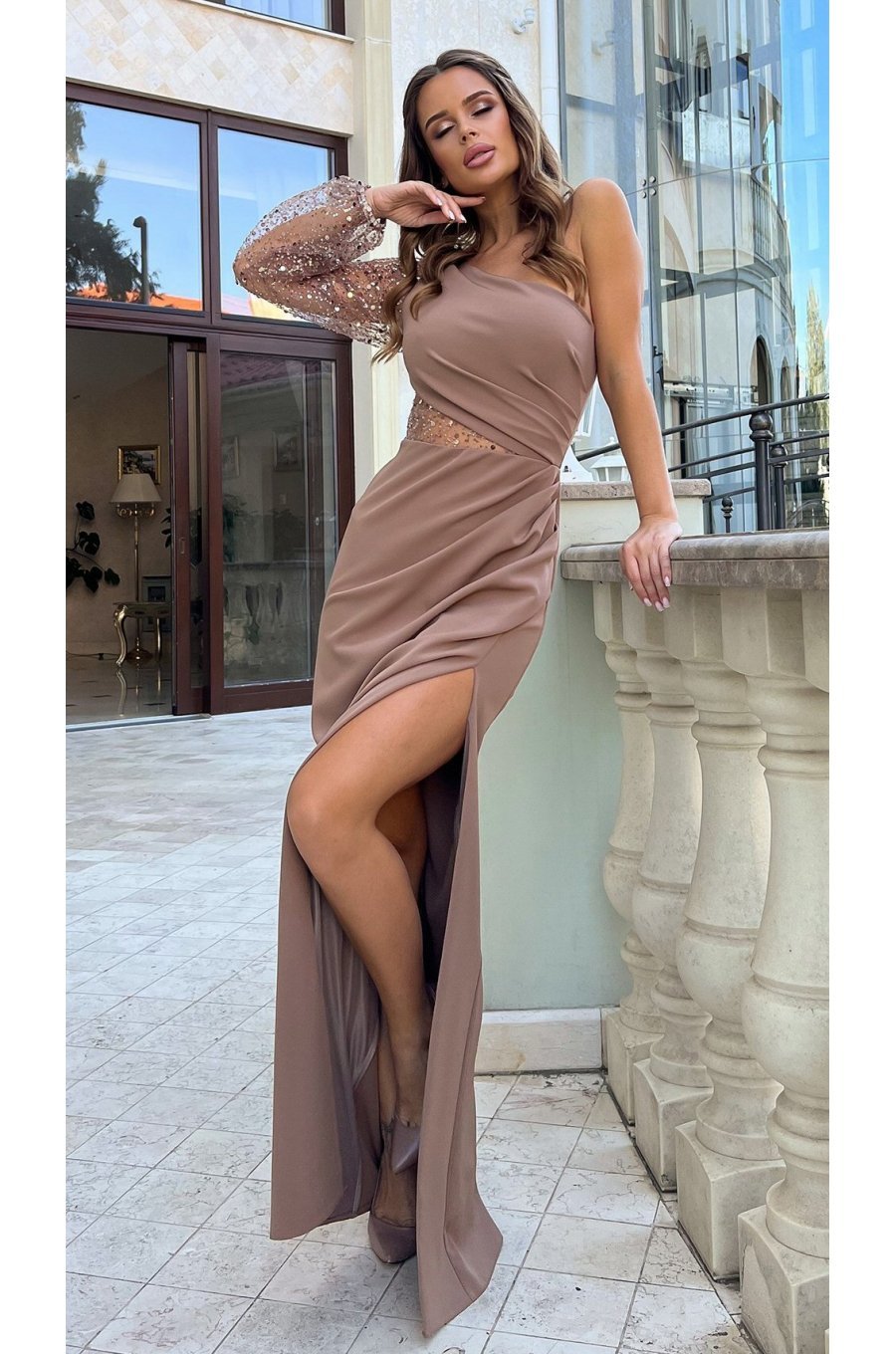 Rochie de ocazie lunga cu paiete cappuccino cu maneca lunga si un umar gol Temptation 1 - jojofashion.ro