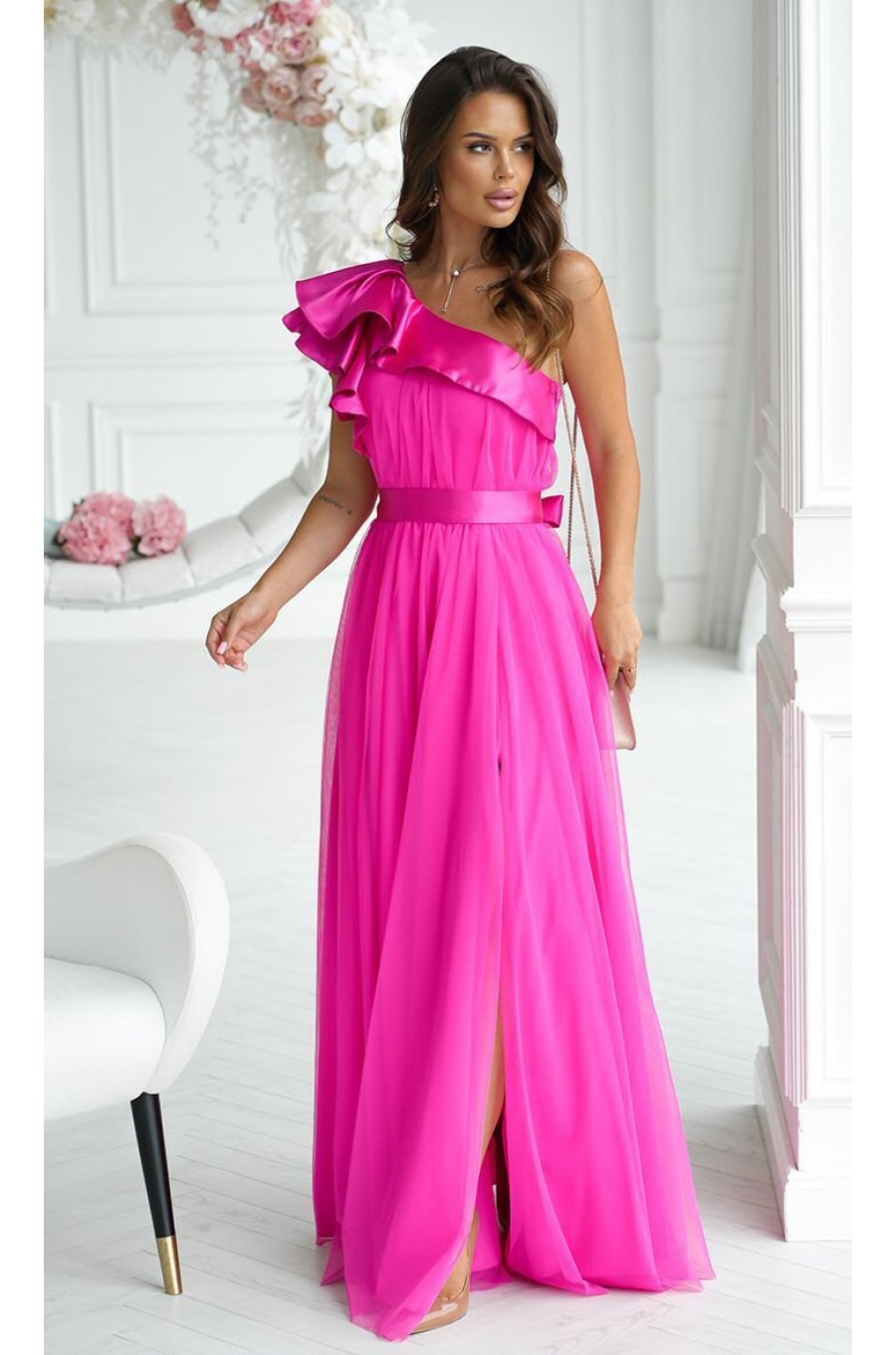 Rochie lunga roz fucsia din tulle cu un umar gol si volan din satin Irresistible 3 - jojofashion.ro