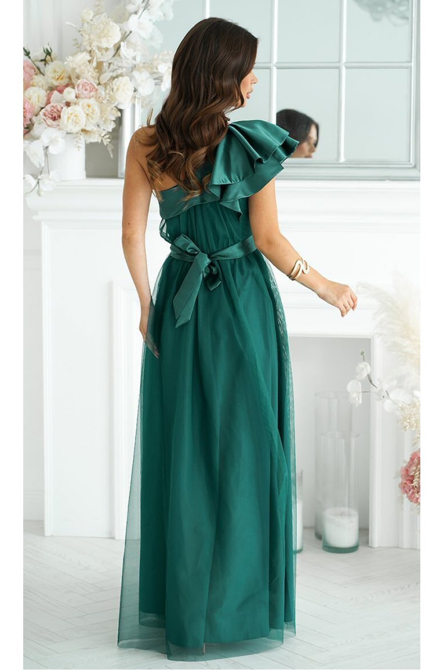 Rochie eleganta lunga din tulle verde smarald cu un umar gol si volan din satin Irresistible 4 - jojofashion.ro