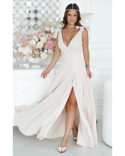 Rochie lunga bej din vascoza Andra Rochii lungi, Rochie lunga bej din vascoza Andra - jojofashion.ro