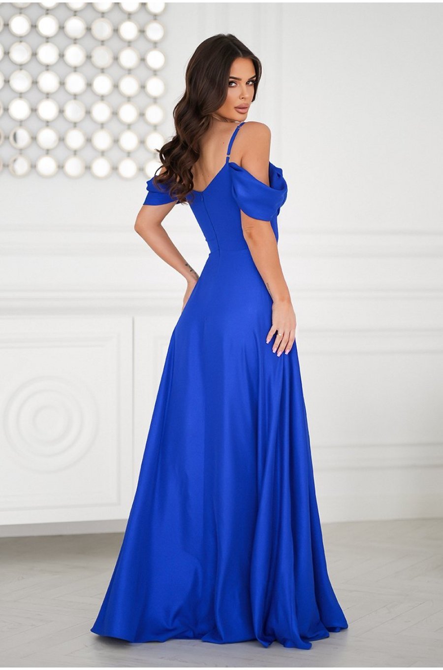 Rochie eleganta lunga glitter albastra cu umerii goi vaporoasa Delight 2 - jojofashion.ro