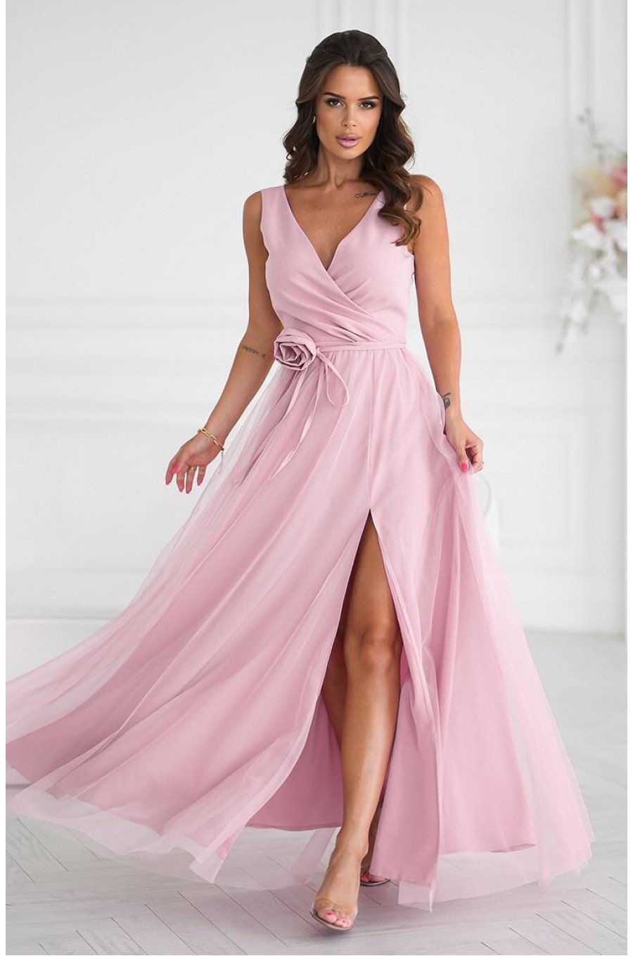 Rochie eleganta lunga roz prafuit din tulle cu floare decorativa vaporoasa Dyandra 1 - jojofashion.ro