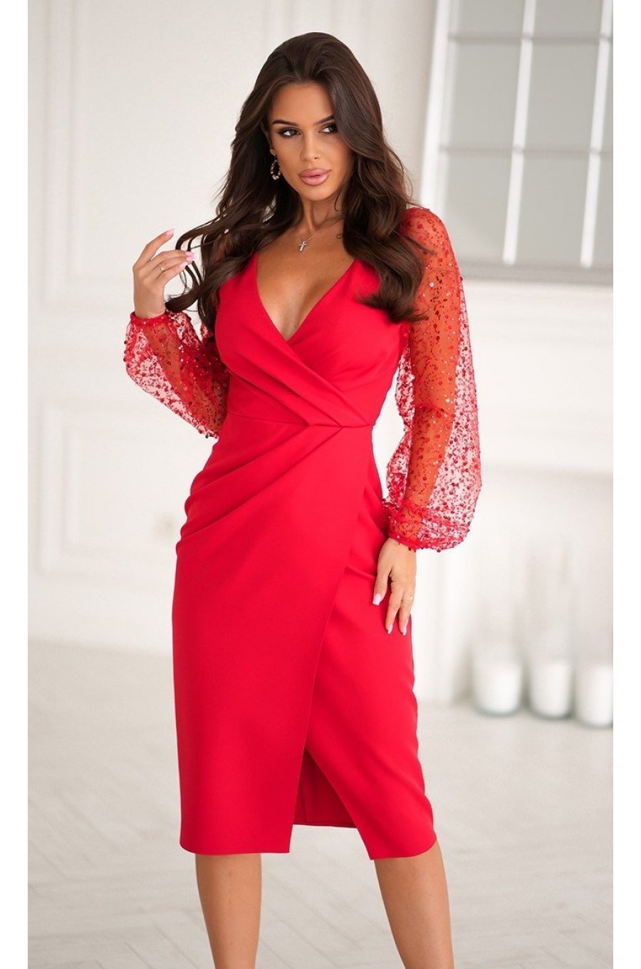 Rochie midi rosie cu paiete si maneca lunga Lavish Rochie midi rosie cu paiete si maneca lunga Lavish 4 - jojofashion.ro