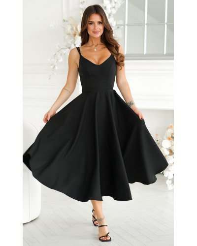 Rochie midi eleganta neagra din vascoza cu umerii goi in clos Fabiola Rochii midi, Rochie midi eleganta neagra din vascoza cu umerii goi in clos Fabiola - jojofashion.ro