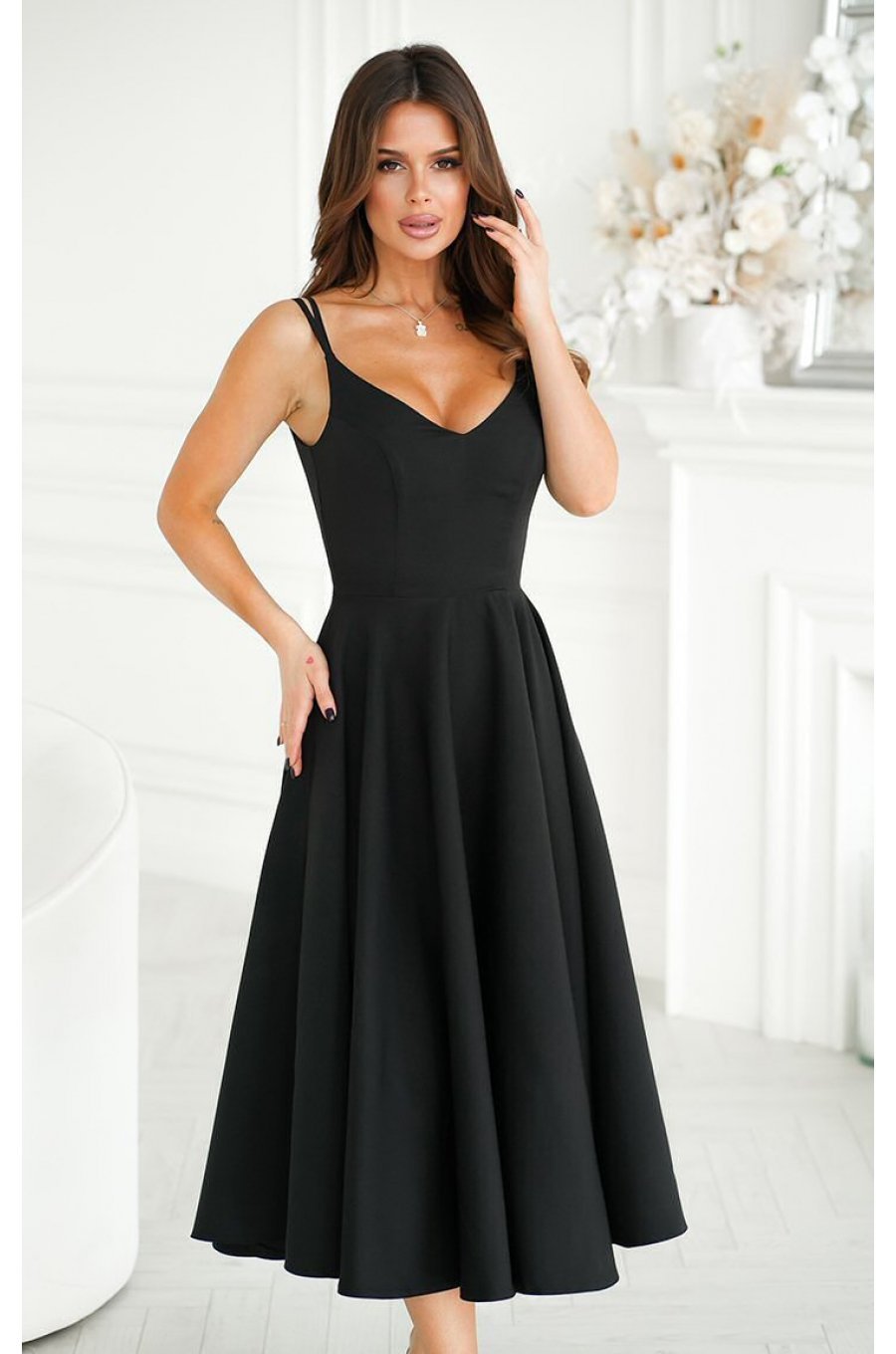 Rochie midi eleganta neagra din vascoza cu umerii goi in clos Fabiola 2 - jojofashion.ro
