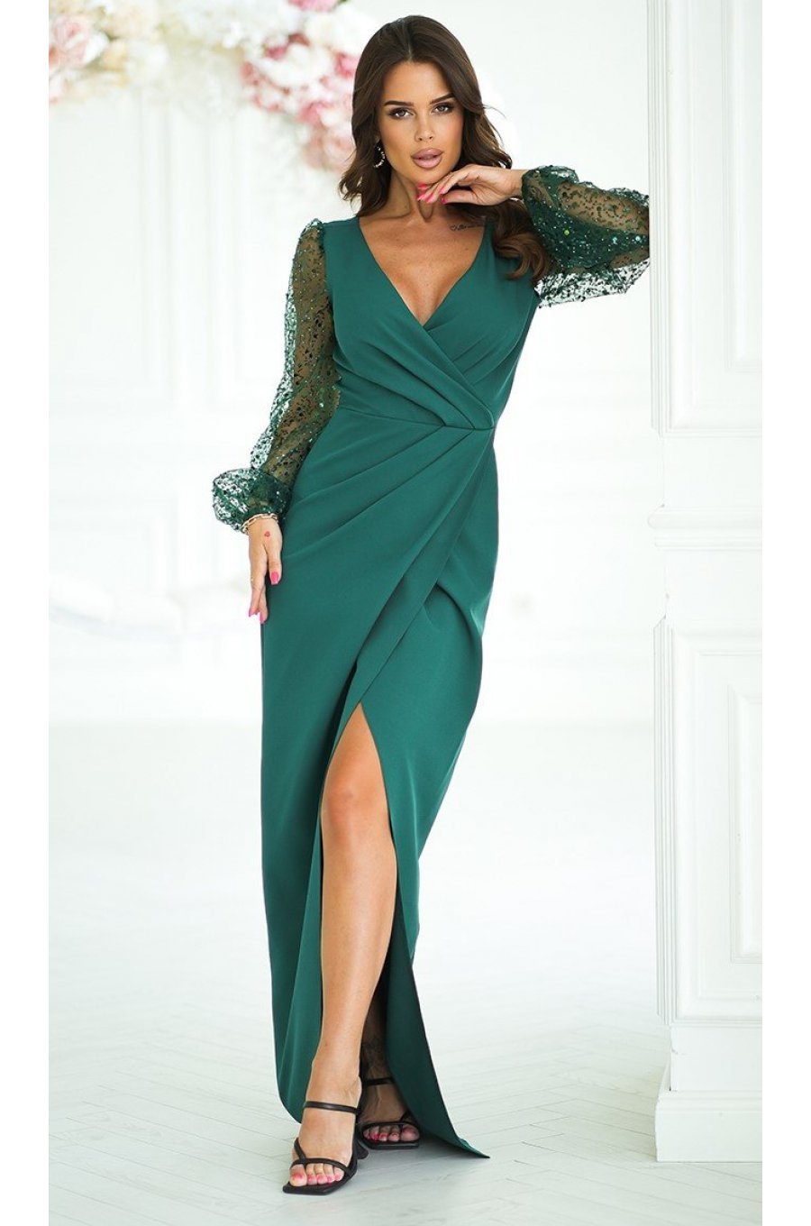 Rochie lunga verde smarald cu paiete cu maneca lunga petrecuta Deluxe 1 - jojofashion.ro