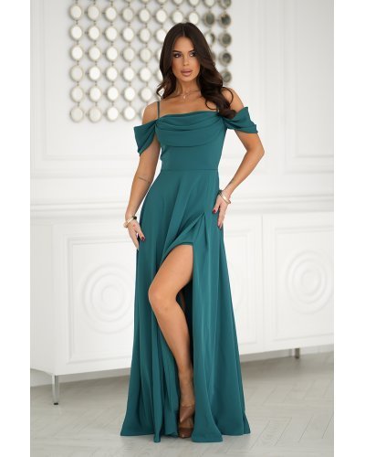 Rochie lunga verde cu umerii goi vaporoasa Katiya Rochii lungi, Rochie lunga verde cu umerii goi vaporoasa Katiya - jojofashion.ro