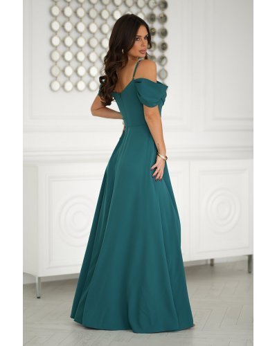 Rochie lunga verde cu umerii goi vaporoasa Katiya Rochii lungi, Rochie lunga verde cu umerii goi vaporoasa Katiya - jojofashion.ro