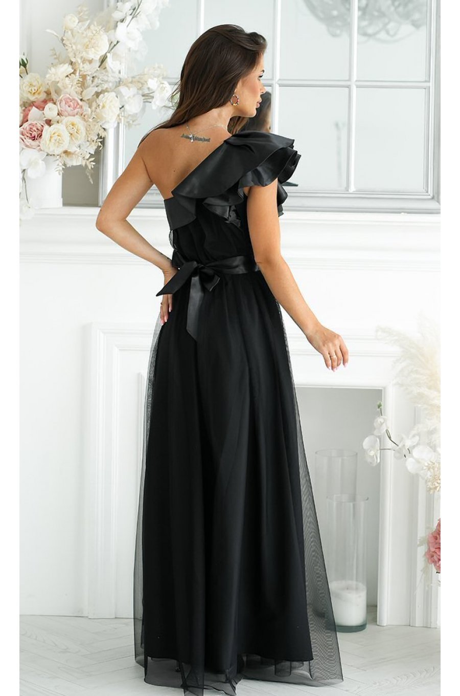 Rochie eleganta neagra din tulle cu un umar gol si volan din satin Irresistible 2 - jojofashion.ro