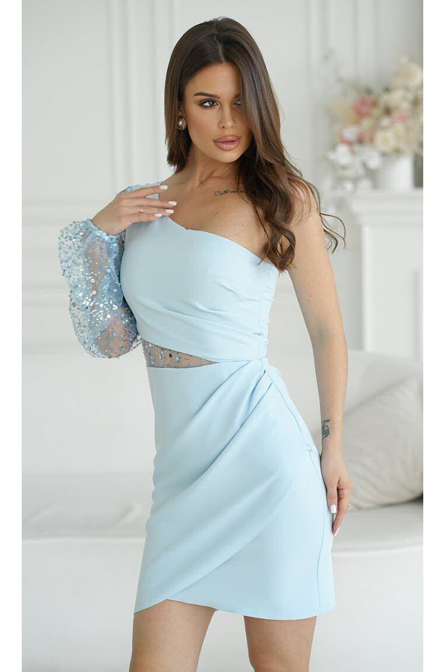 Rochie scurta baby blue cu paiete pe maneca si un umar gol Seduction 5 - jojofashion.ro