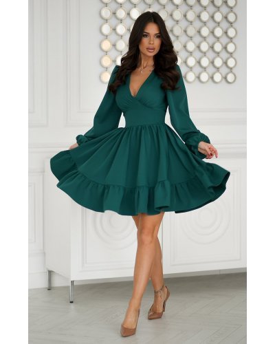 Rochie babydoll scurta verde smarald cu volane suprapuse si maneca lunga Rouelle Rochii de Ocazie Elegante, Rochie babydoll scurta verde smarald cu volane suprapuse si maneca lunga Rouelle - jojofashion.ro