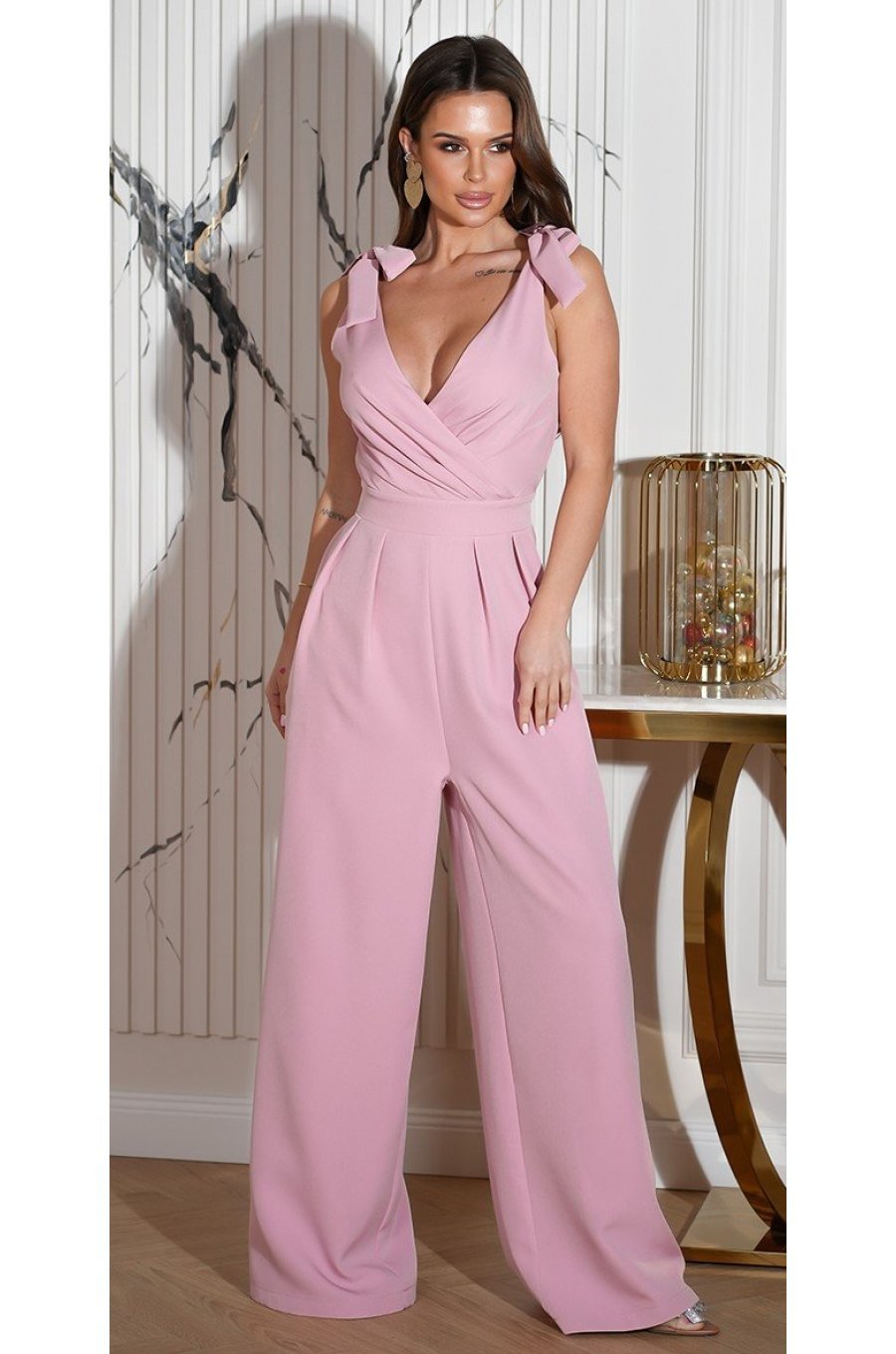 Salopeta eleganta evazata, roz prafuit, din vascoza, petrecuta, Miranda Salopeta eleganta evazata, roz prafuit, din vascoza, petrecuta, Miranda 1 - jojofashion.ro