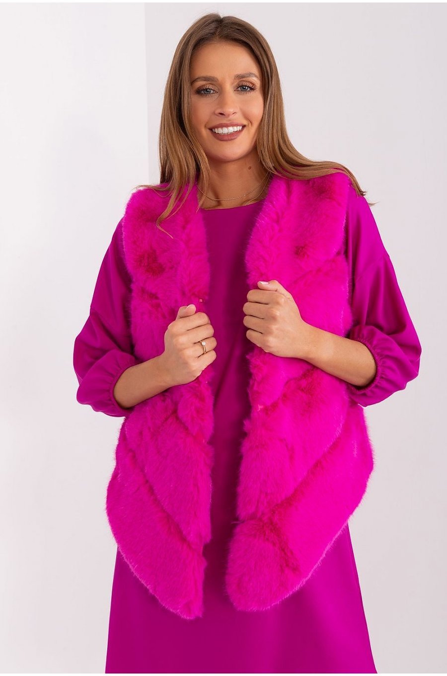 Vesta dama midi, din blana eco, roz fucsia, asimetrica, Odette 1 - jojofashion.ro