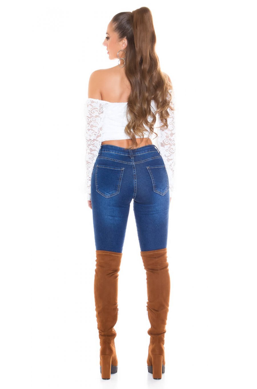 Crop top dama dantela alba cu umeri goi Diana Crop top dama dantela alba cu umeri goi Diana 6 - jojofashion.ro