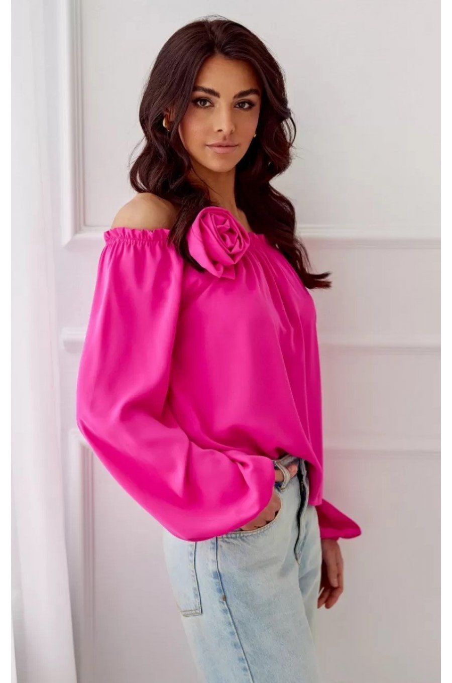 Bluza dama cu floare, din satin, roz fucsia, cu umerii goi si maneca lunga, RosieR 2 - jojofashion.ro