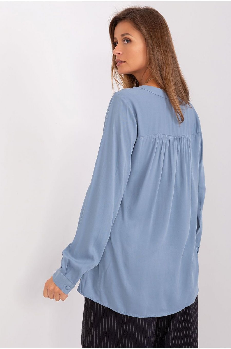 Bluza dama eleganta, din vascoza, bleu, vaporoasa, cu maneca lunga, Summers 3 - jojofashion.ro