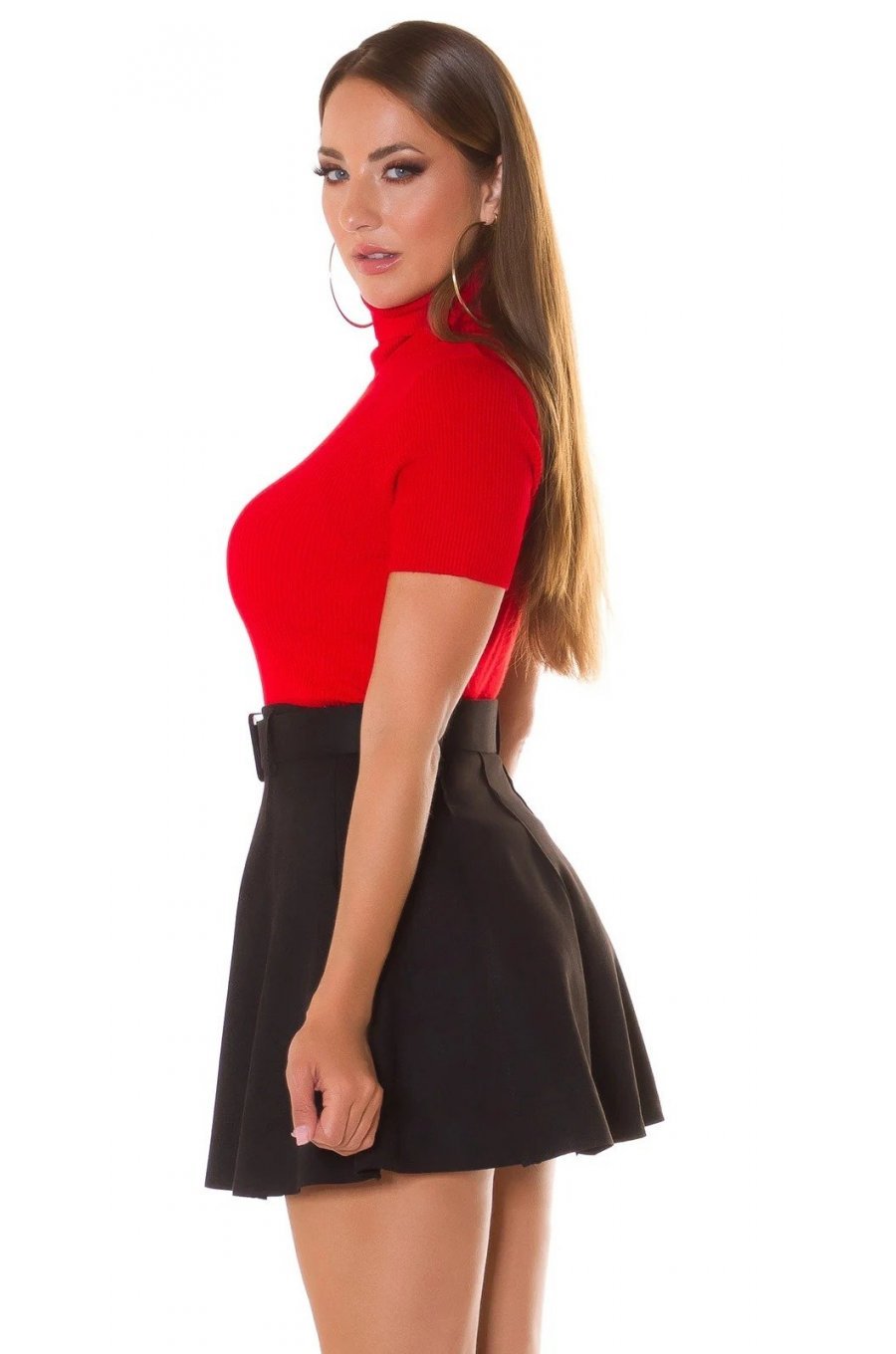 Bluza dama maleta cu maneci scurte vascoza rosie Basic Bluza dama maleta cu maneci scurte vascoza rosie Basic 2 - jojofashion.ro