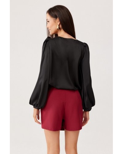 Bluza dama neagra din satin cu floare si maneca lunga EvelynR Bluze dama, Bluza dama neagra din satin cu floare si maneca lunga EvelynR - jojofashion.ro