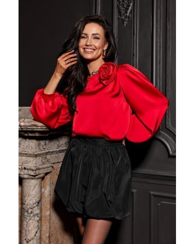 Bluza dama rosie din satin cu floare si maneca lunga EvelynR Bluze dama, Bluza dama rosie din satin cu floare si maneca lunga EvelynR - jojofashion.ro